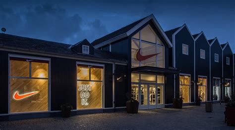 emailadres nike nederland|Nike Factory Stores.